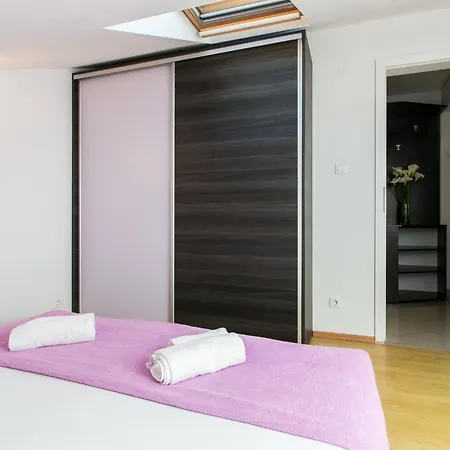 Marlo - Two-bedroom With Balcony Floor Apartment Dubrovnik