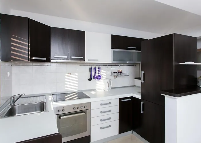 Apartment Marlo - Two-bedroom With Balcony Floor
